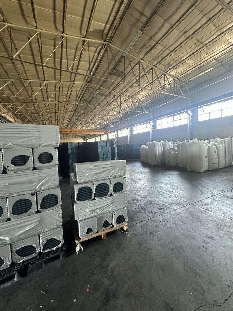 plastic-core-tray-production-18