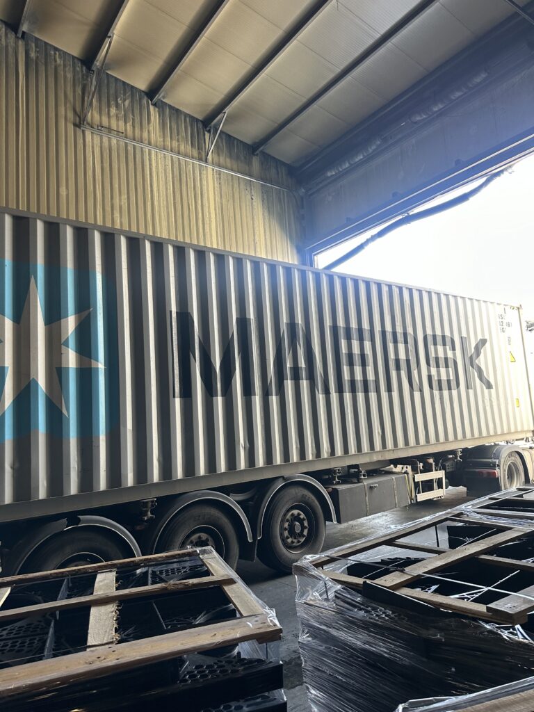 plastic-core-tray-production-3